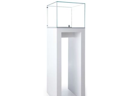 Pedestal Showcases​