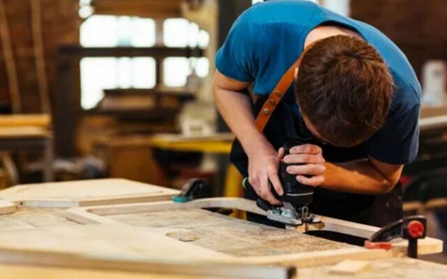 What Are the Signs of Poor vs. High-Quality Woodwork?